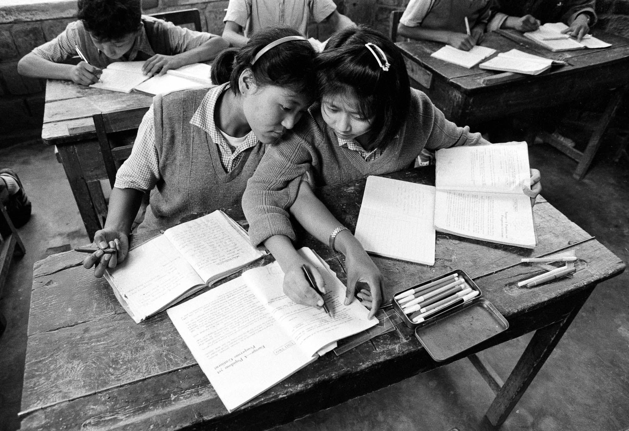 Tibetans in dharmsala 26