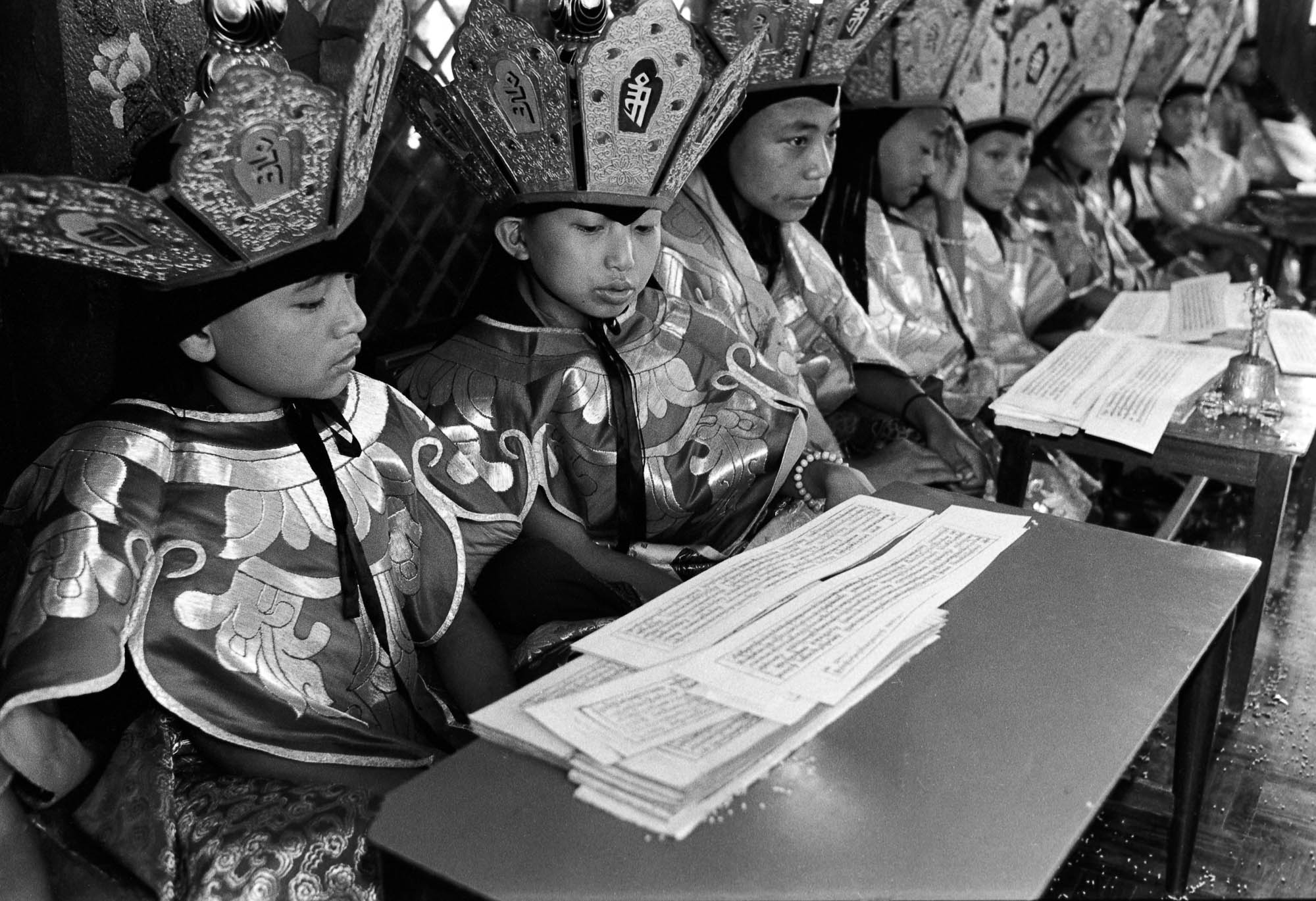 Tibetans in dharmsala 35