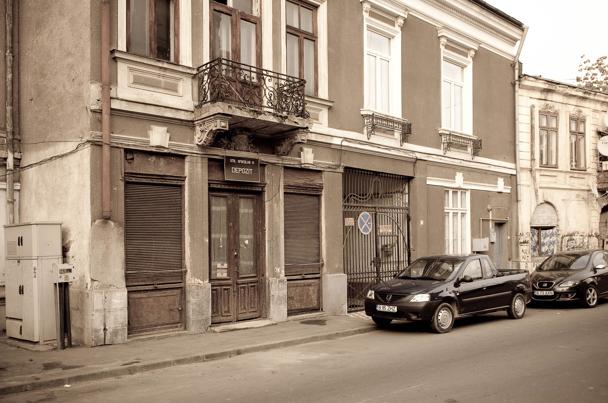 Bucharest decay 5